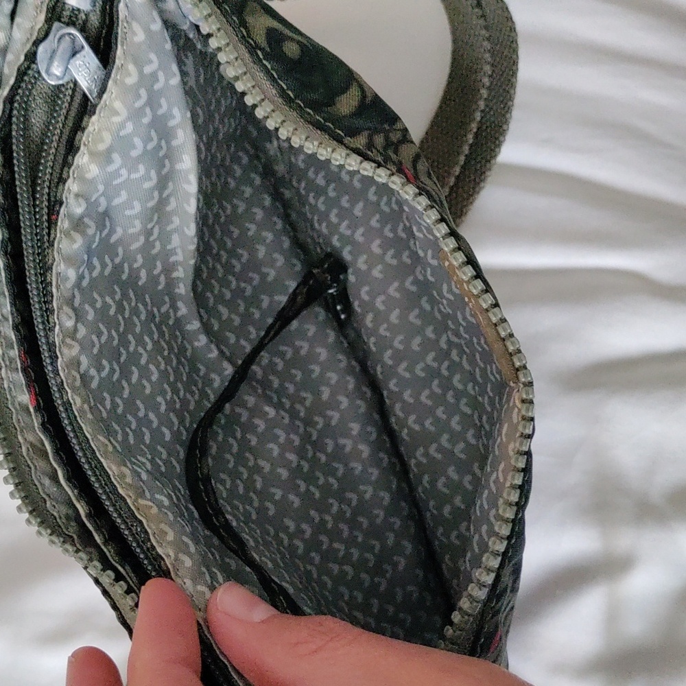 Kipling Purse - Picture 4 of 9